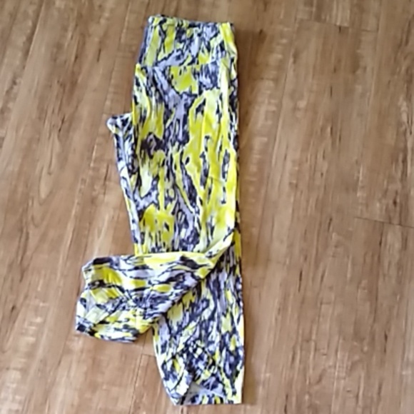 Woman - Picture 2 of 3